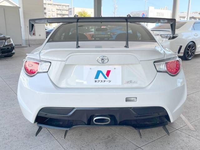 Toyota 86 2015-03 187358-15