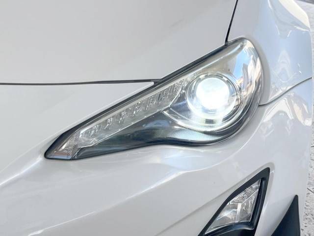 Toyota 86 2015-03 187358-11
