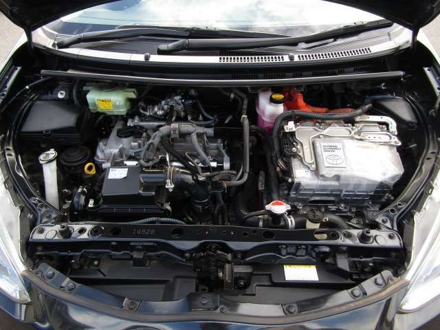 Toyota AQUA 2016-05 4133-19