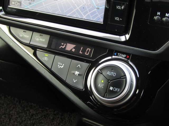 Toyota AQUA 2016-05 4133-12