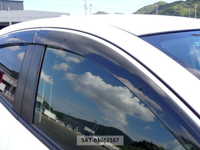 Mazda DEMIO 2017-05 359377-22