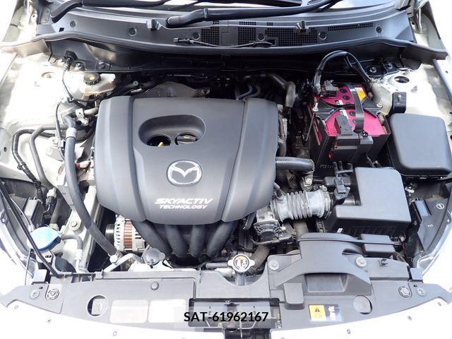 Mazda DEMIO 2017-05 359377-21