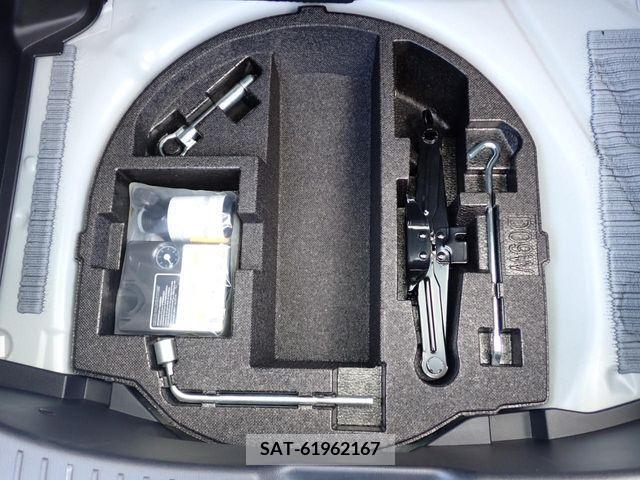 Mazda DEMIO 2017-05 359377-19