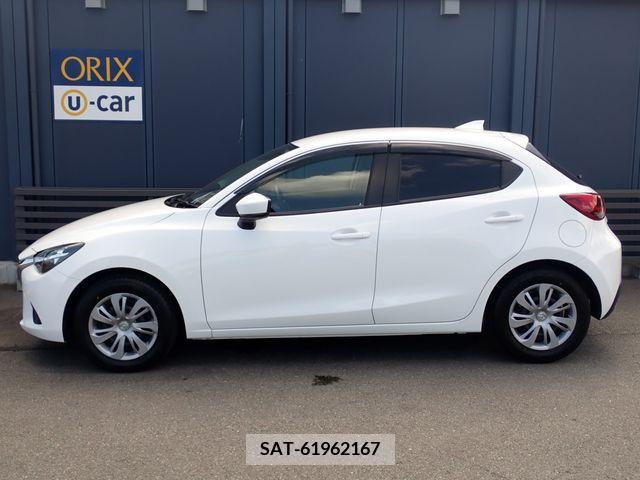 Mazda DEMIO 2017-05 359377-24