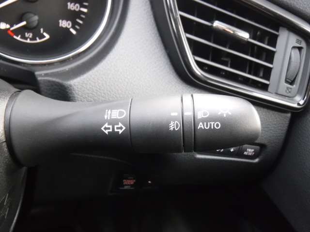 Nissan X-TRAIL 2018-01 4248-7