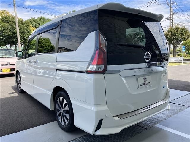 Nissan SERENA 2016-08 17452-8