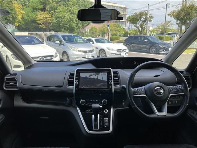 Nissan SERENA 2016-08 17452-1