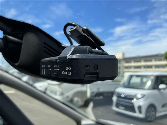 Nissan SERENA 2016-08 17452-18