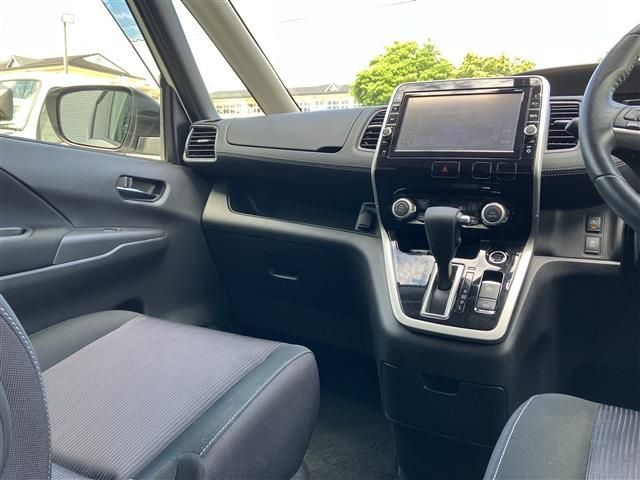 Nissan SERENA 2016-08 17452-16
