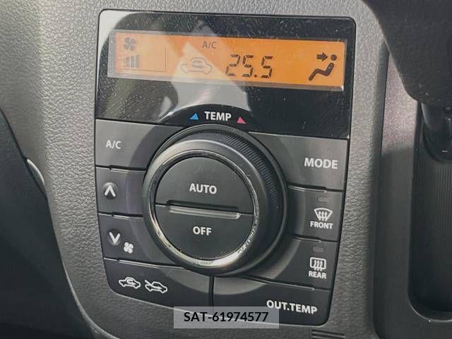 Suzuki SPACIA 2014-04 368646-4