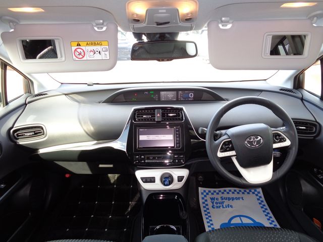 Toyota PRIUS 2018-09 11377-13