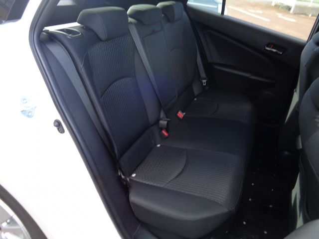 Toyota PRIUS 2018-09 11377-8