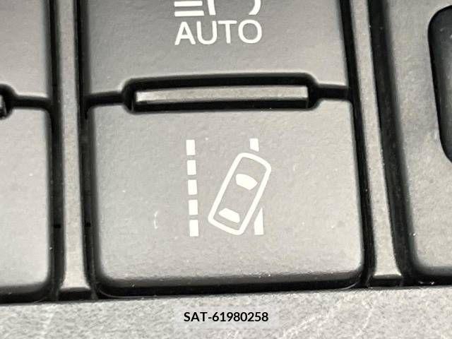 Toyota SIENTA 2022-04 336994-7