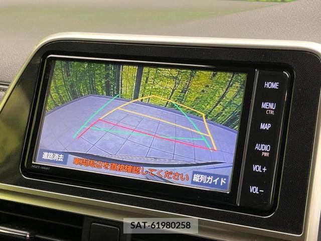 Toyota SIENTA 2022-04 336994-5