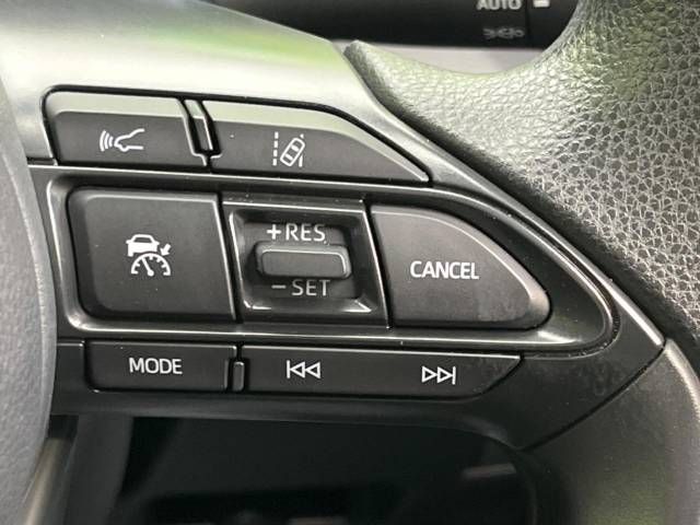 Toyota YARIS CROSS 2023-03 186840-5