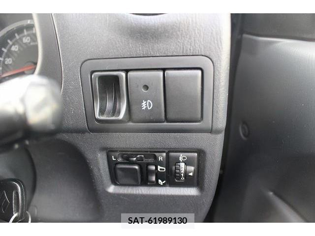 Suzuki JIMNY 2015-02 306119-1