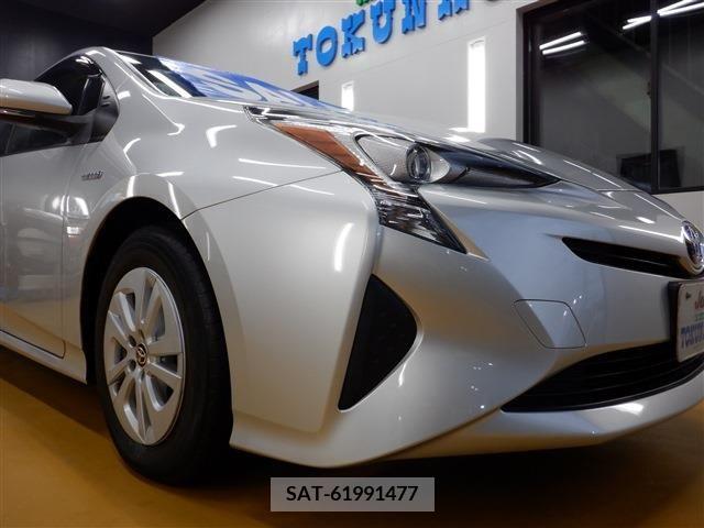 Toyota PRIUS 2017-01 249554-14