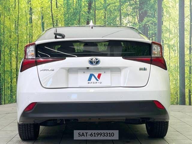 Toyota PRIUS 2021-07 376067-15