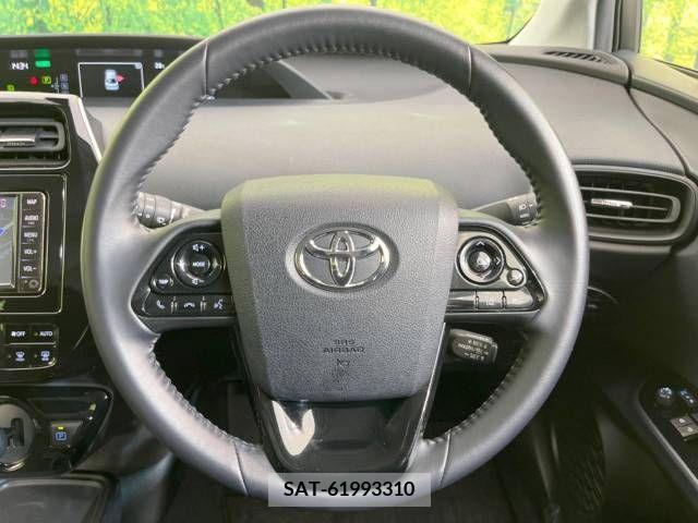 Toyota PRIUS 2021-07 376067-11