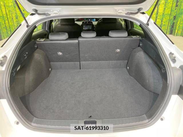 Toyota PRIUS 2021-07 376067-10
