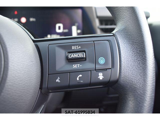 Nissan NOTE 2021-09 302479-5
