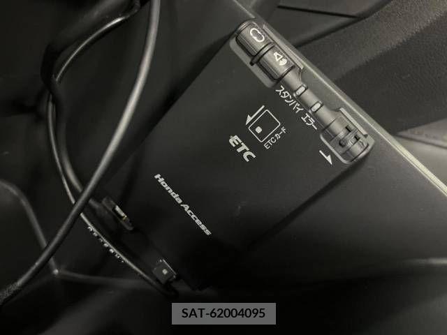 Honda VEZEL 2015-12 246782-4