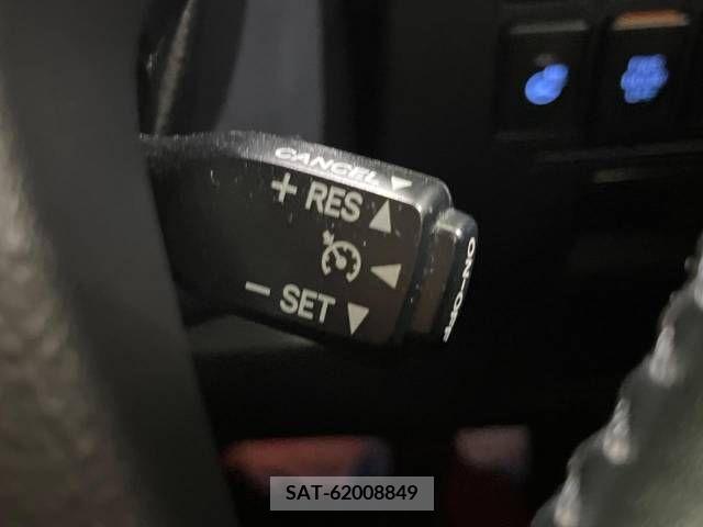 Toyota VELLFIRE 2015-03 369777-7