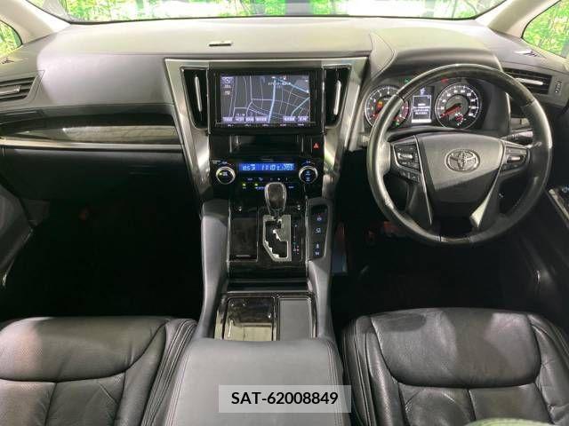 Toyota VELLFIRE 2015-03 369777-1