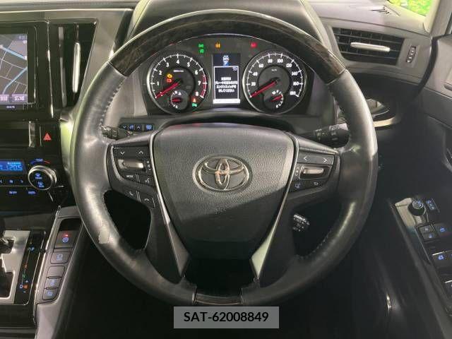 Toyota VELLFIRE 2015-03 369777-12