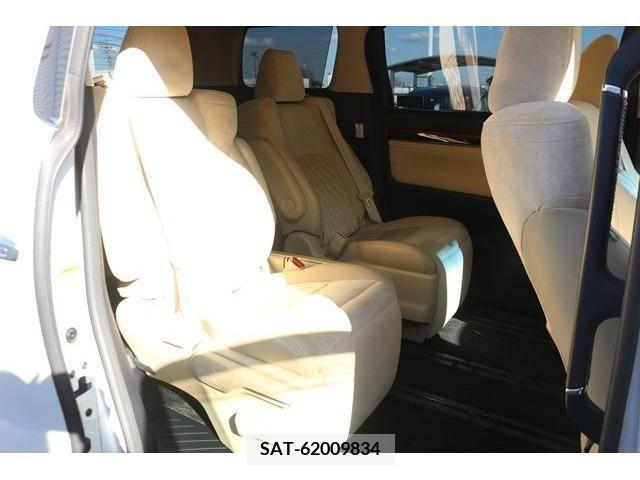 Toyota ALPHARD 2015-07 372299-13