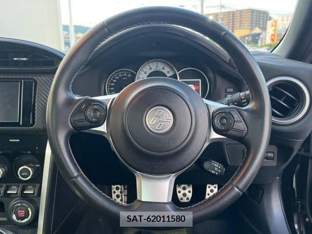 Toyota 86 2021-01 321209-11