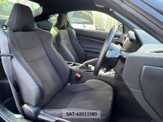 Toyota 86 2021-01 321209-8