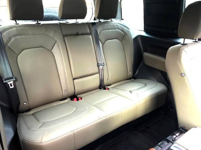ROVER DEFENDER 2022-09 196416-11