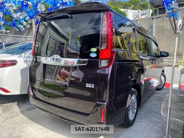 Toyota NOAH HYBRID 2014-03 279591-1