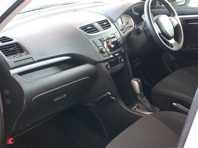 Suzuki SWIFT 2014-09 14697-25