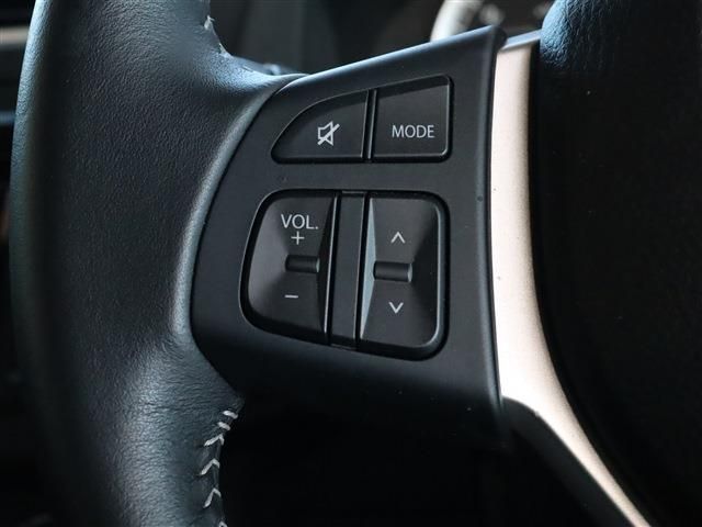 Suzuki SWIFT 2014-09 14697-17