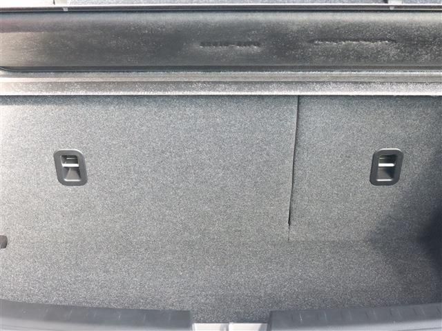 Suzuki SWIFT 2014-09 14697-27