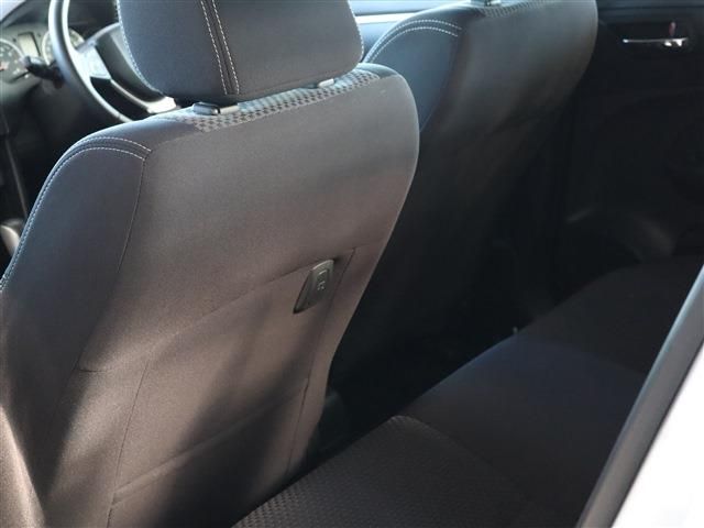 Suzuki SWIFT 2014-09 14697-26