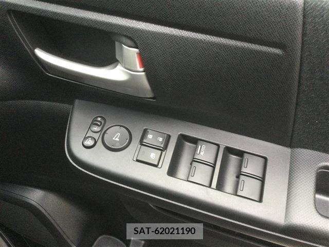 Honda e 2014-09 256668-13