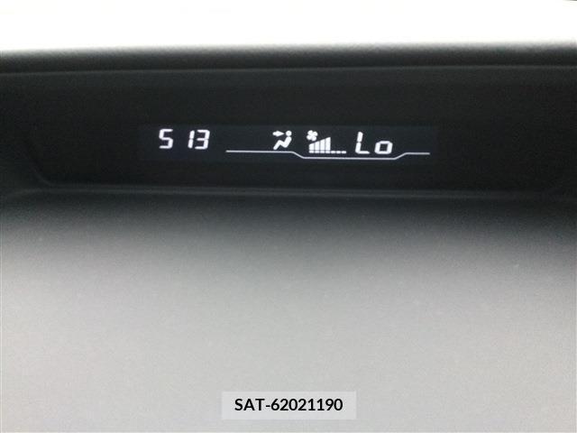 Honda e 2014-09 256668-12