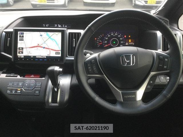 Honda e 2014-09 256668-6