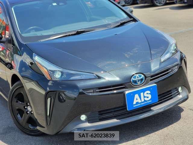 Toyota PRIUS 2021-09 393382-2