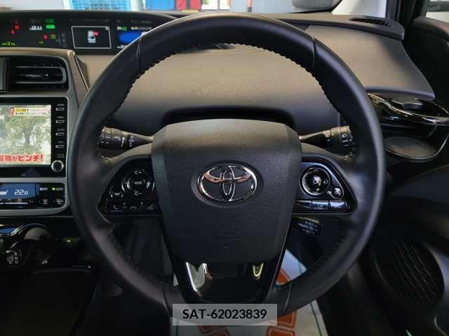 Toyota PRIUS 2021-09 393382-11
