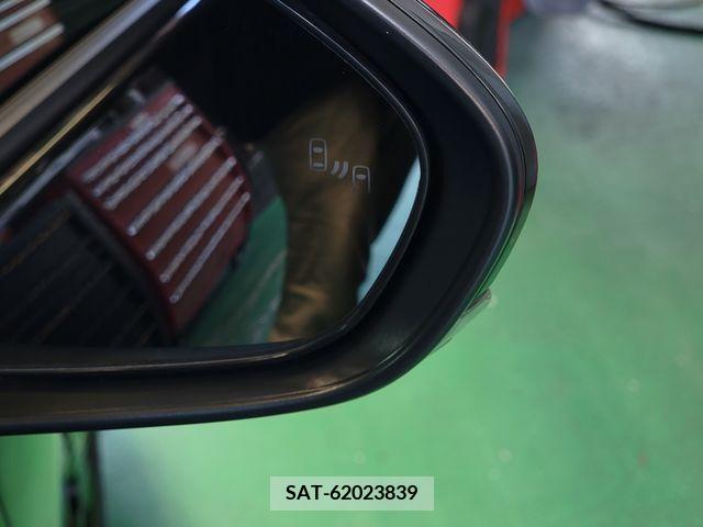 Toyota PRIUS 2021-09 393382-25