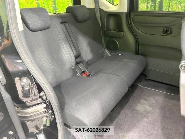 Honda N BOX CUSTOM 2017-01 364748-9