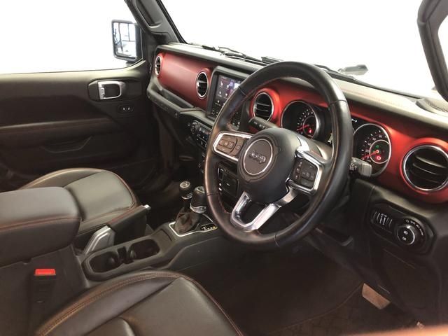 Jeep WRANGLER 2020-02 194657-1