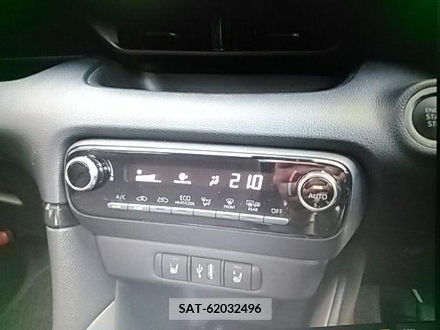 Toyota YARIS 2023-01 371462-4