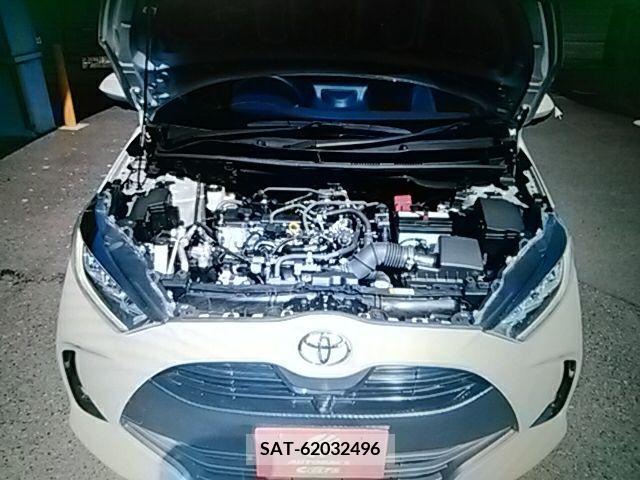 Toyota YARIS 2023-01 371462-27