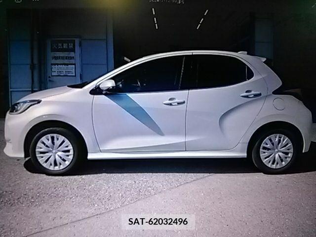 Toyota YARIS 2023-01 371462-26