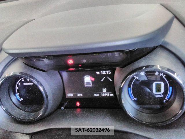 Toyota YARIS 2023-01 371462-28